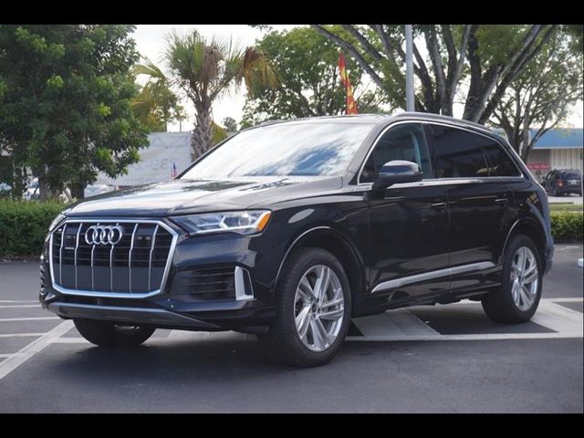 2023 Audi Q7 Premium Plus