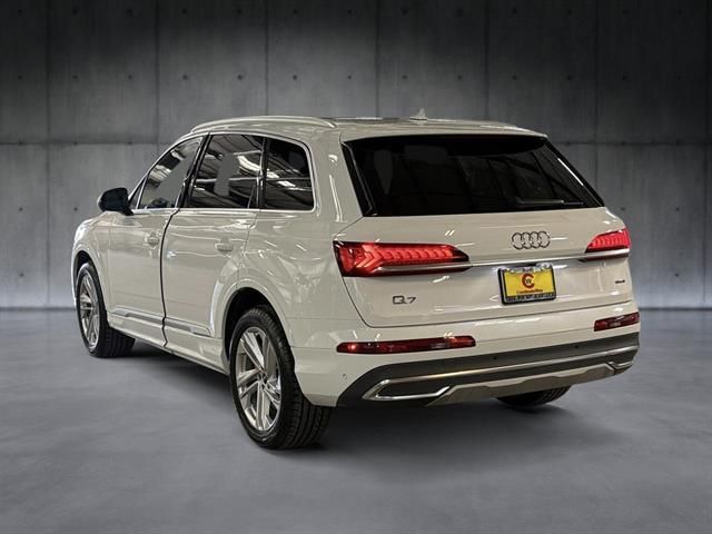 2023 Audi Q7 Premium Plus