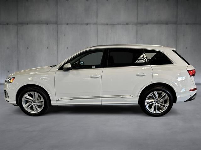 2023 Audi Q7 Premium Plus