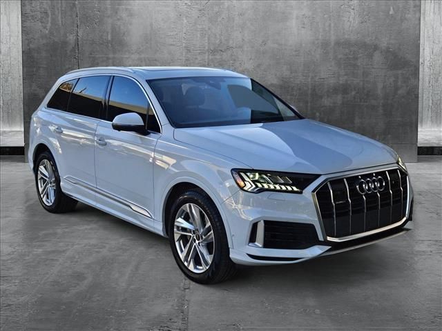 2023 Audi Q7 Prestige