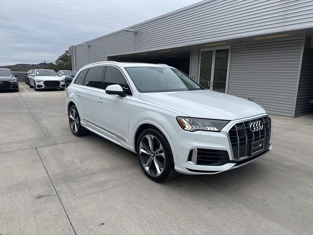 2023 Audi Q7 Prestige