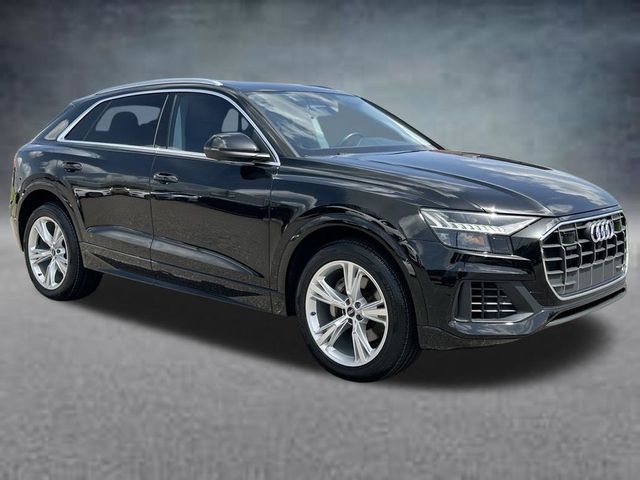 2023 Audi Q8 Premium