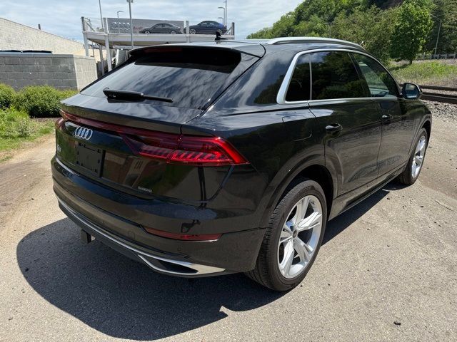 2023 Audi Q8 Premium