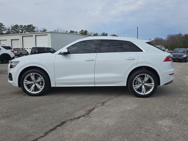 2023 Audi Q8 Premium