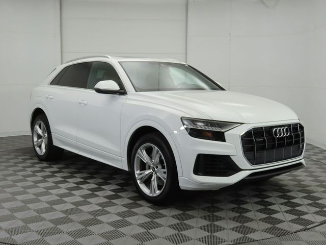 2023 Audi Q8 Premium