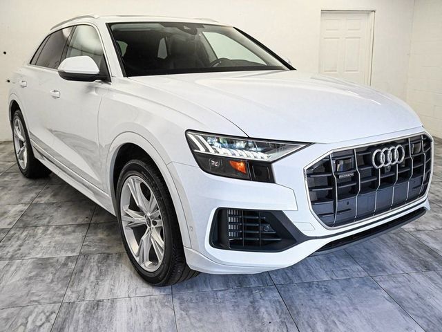 2023 Audi Q8 Premium Plus