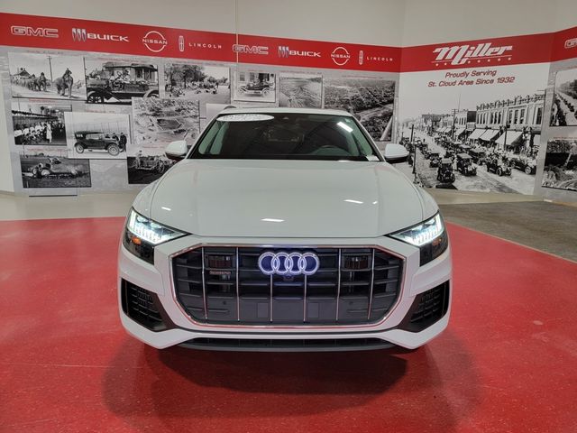 2023 Audi Q8 Premium Plus