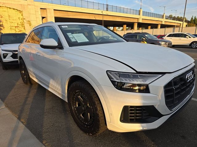 2023 Audi Q8 Premium Plus