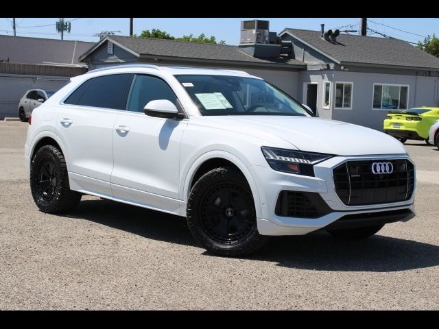 2023 Audi Q8 Premium Plus