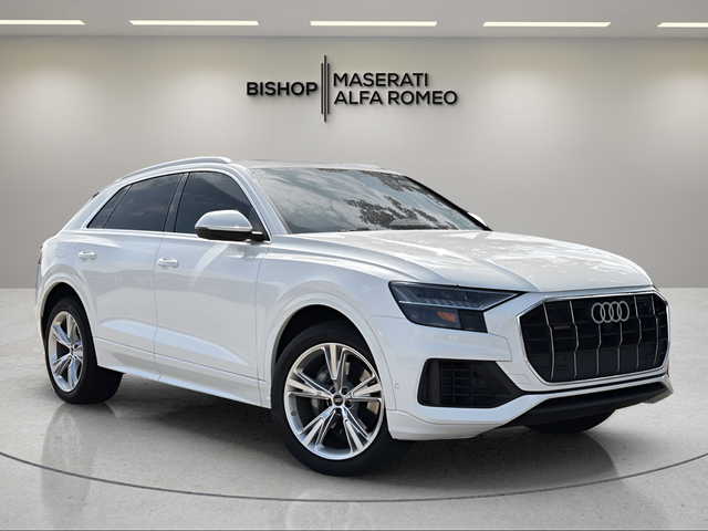 2023 Audi Q8 Premium Plus