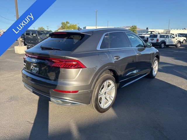 2023 Audi Q8 Premium Plus