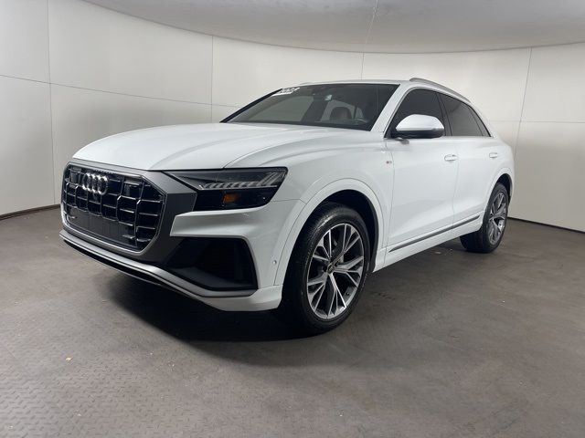 2023 Audi Q8 Premium Plus