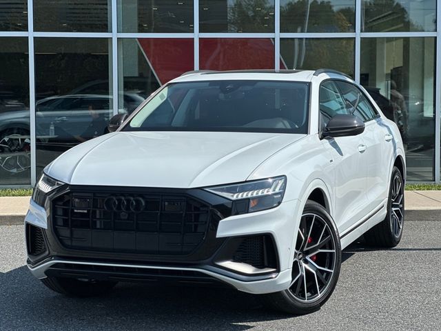 2023 Audi Q8 Premium Plus