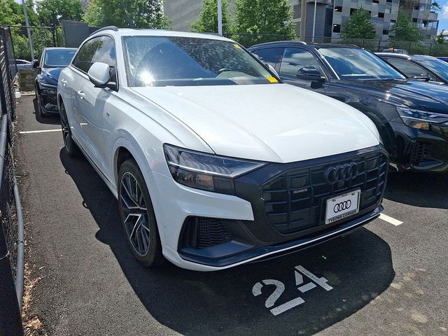 2023 Audi Q8 Premium Plus