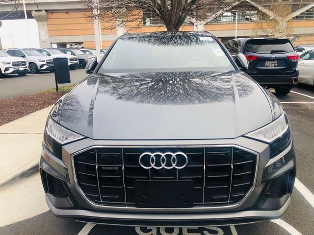 2023 Audi Q8 Premium Plus
