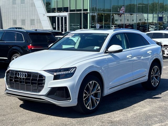 2023 Audi Q8 Premium Plus