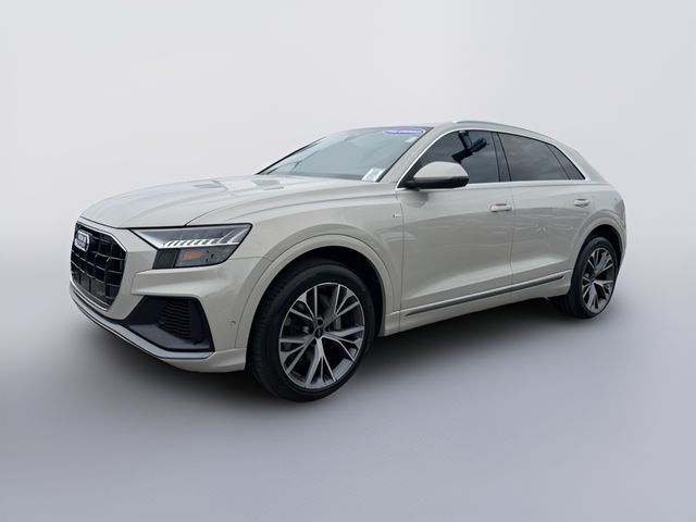2023 Audi Q8 Premium Plus