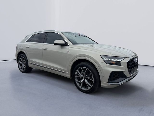 2023 Audi Q8 Premium Plus