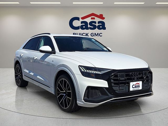 2023 Audi Q8 Premium Plus