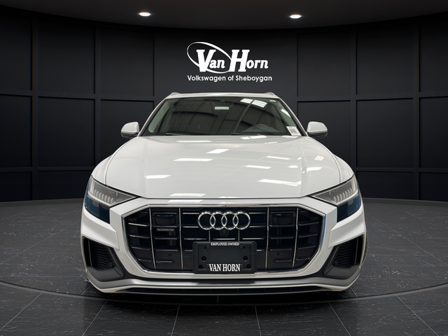 2023 Audi Q8 Premium Plus
