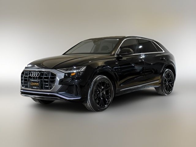 2023 Audi Q8 Premium Plus