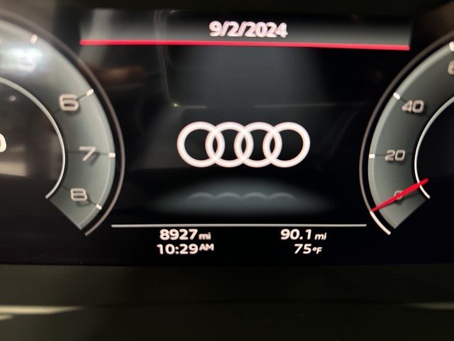 2023 Audi Q8 Premium Plus