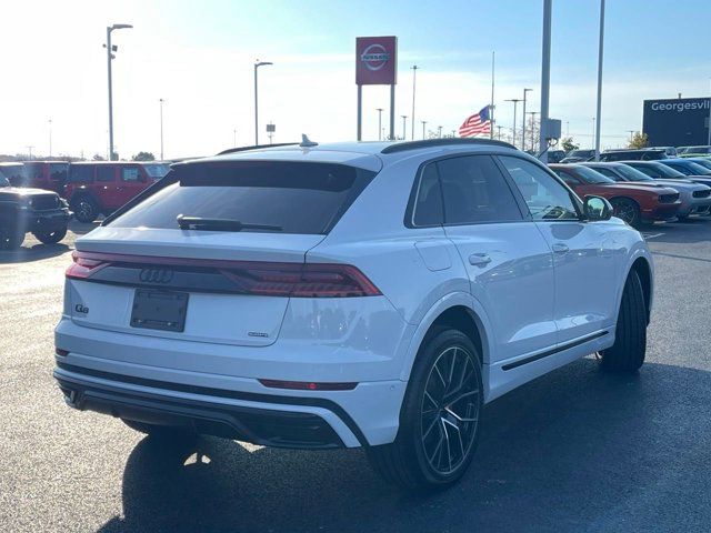 2023 Audi Q8 Premium Plus