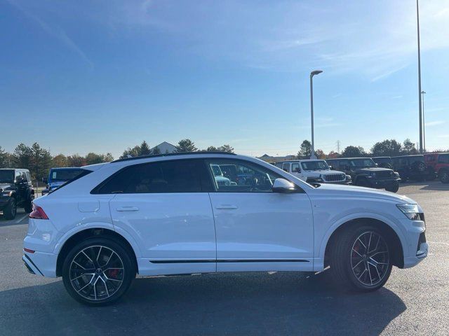 2023 Audi Q8 Premium Plus