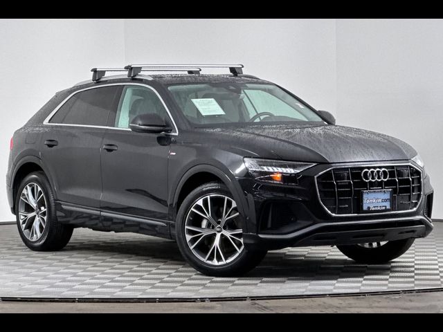 2023 Audi Q8 Premium Plus