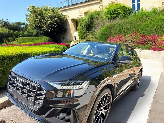 2023 Audi Q8 Prestige