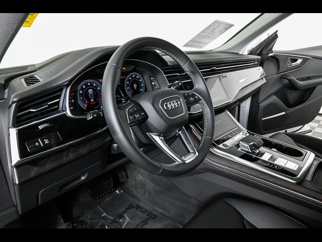 2023 Audi Q8 Prestige