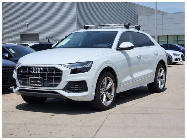 2023 Audi Q8 Premium