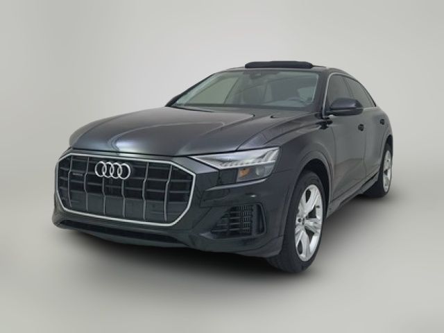 2023 Audi Q8 Premium