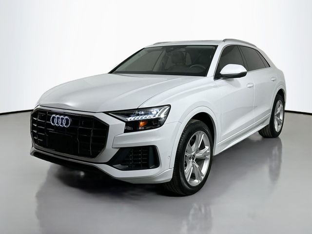 2023 Audi Q8 Premium Plus