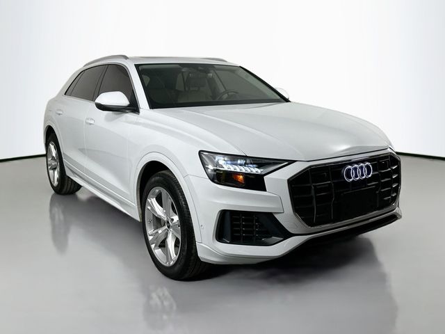 2023 Audi Q8 Premium Plus