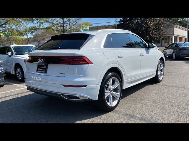 2023 Audi Q8 Premium Plus