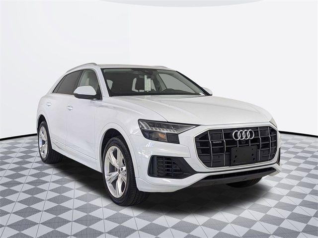 2023 Audi Q8 Premium Plus