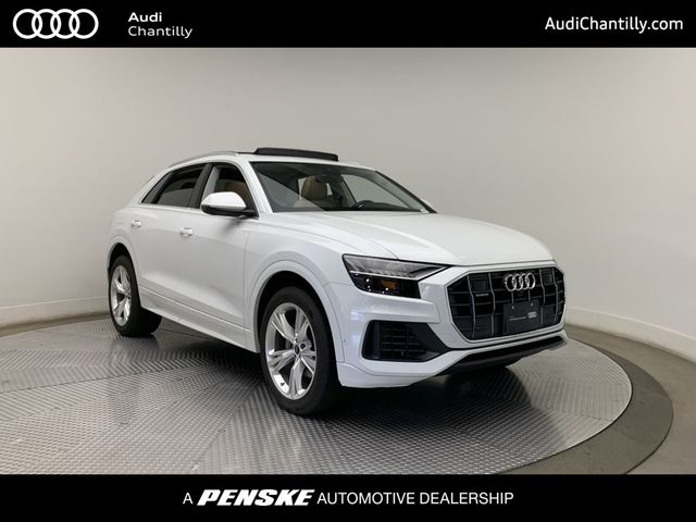 2023 Audi Q8 Premium Plus