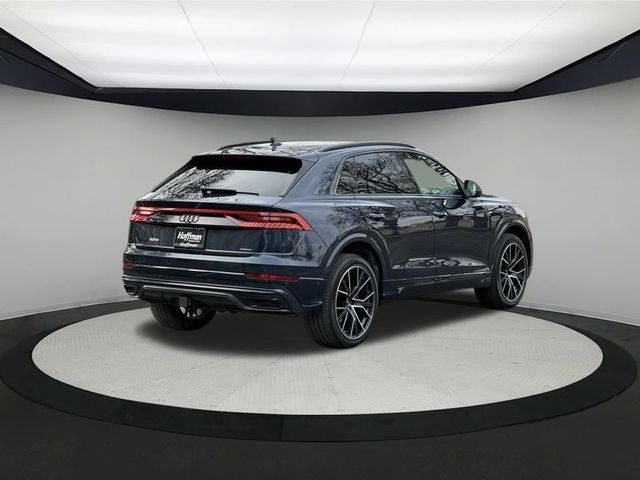 2023 Audi Q8 Premium Plus