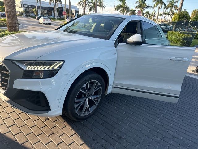 2023 Audi Q8 Premium Plus