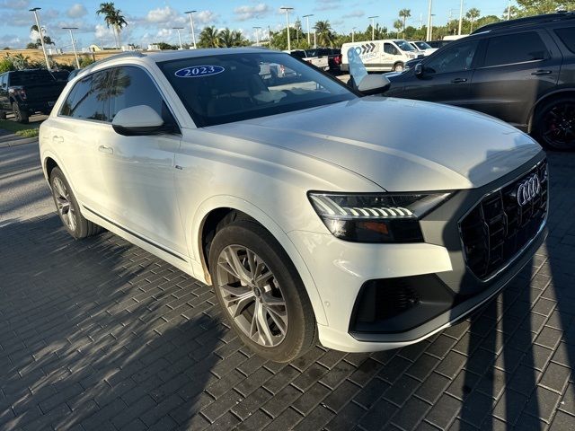 2023 Audi Q8 Premium Plus