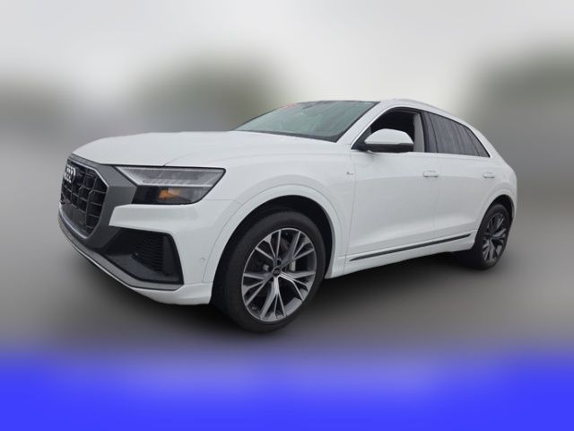 2023 Audi Q8 Premium Plus