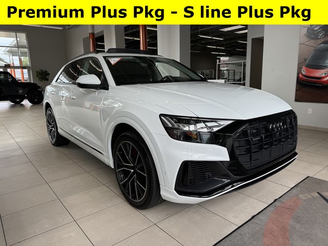 2023 Audi Q8 Premium Plus