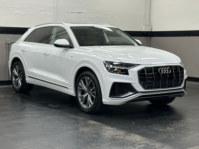 2023 Audi Q8 Prestige