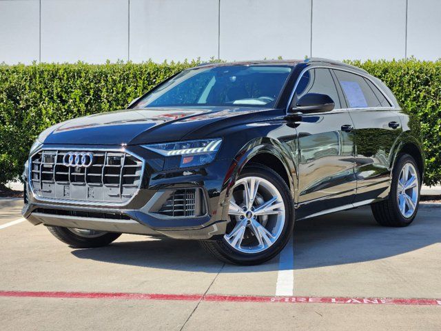 2023 Audi Q8 Premium