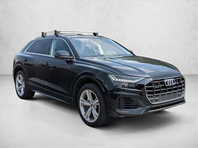 2023 Audi Q8 Premium