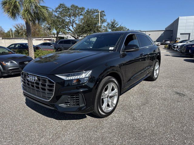 2023 Audi Q8 Premium