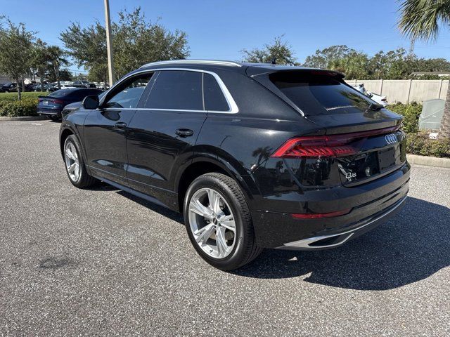 2023 Audi Q8 Premium