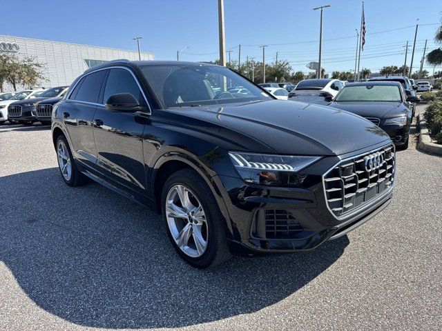 2023 Audi Q8 Premium