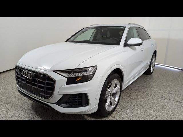 2023 Audi Q8 Premium